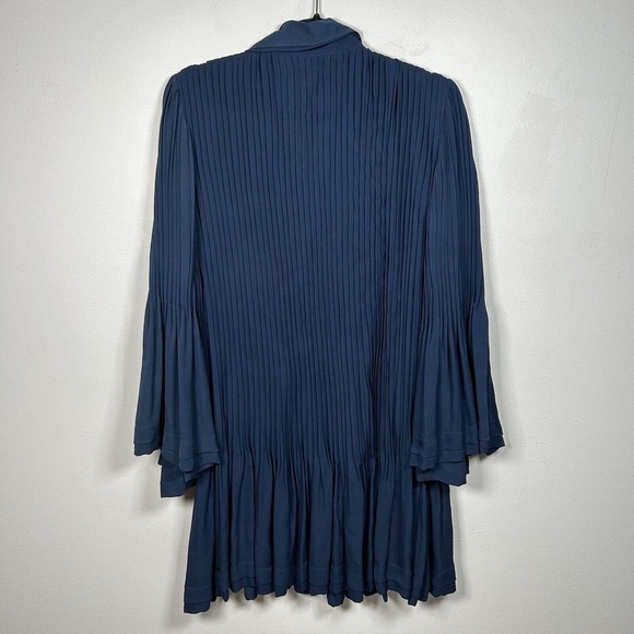 SACHIN & BABI Navy Blue Silk Pleated Long Sleeve Dress. Size 6 - Picture 9 of 9